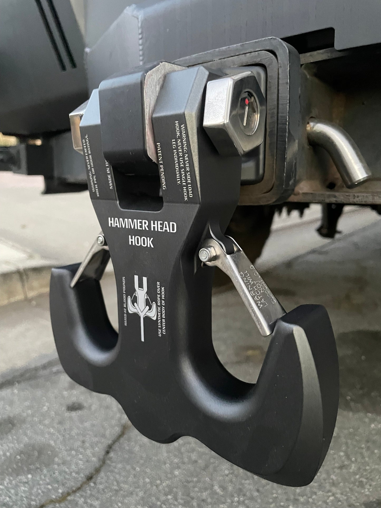 HAMMERHEAD HOOK