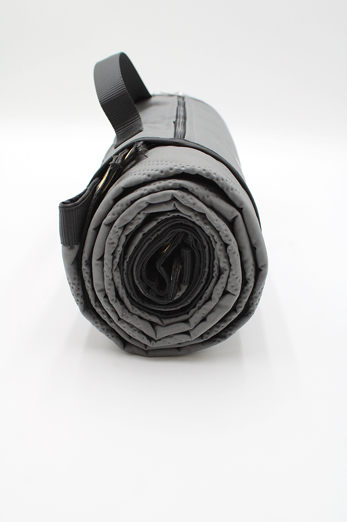 MoTLEY Industries - Bronco 72 In x 60 In Woven Water-Resistant Utility Blanket