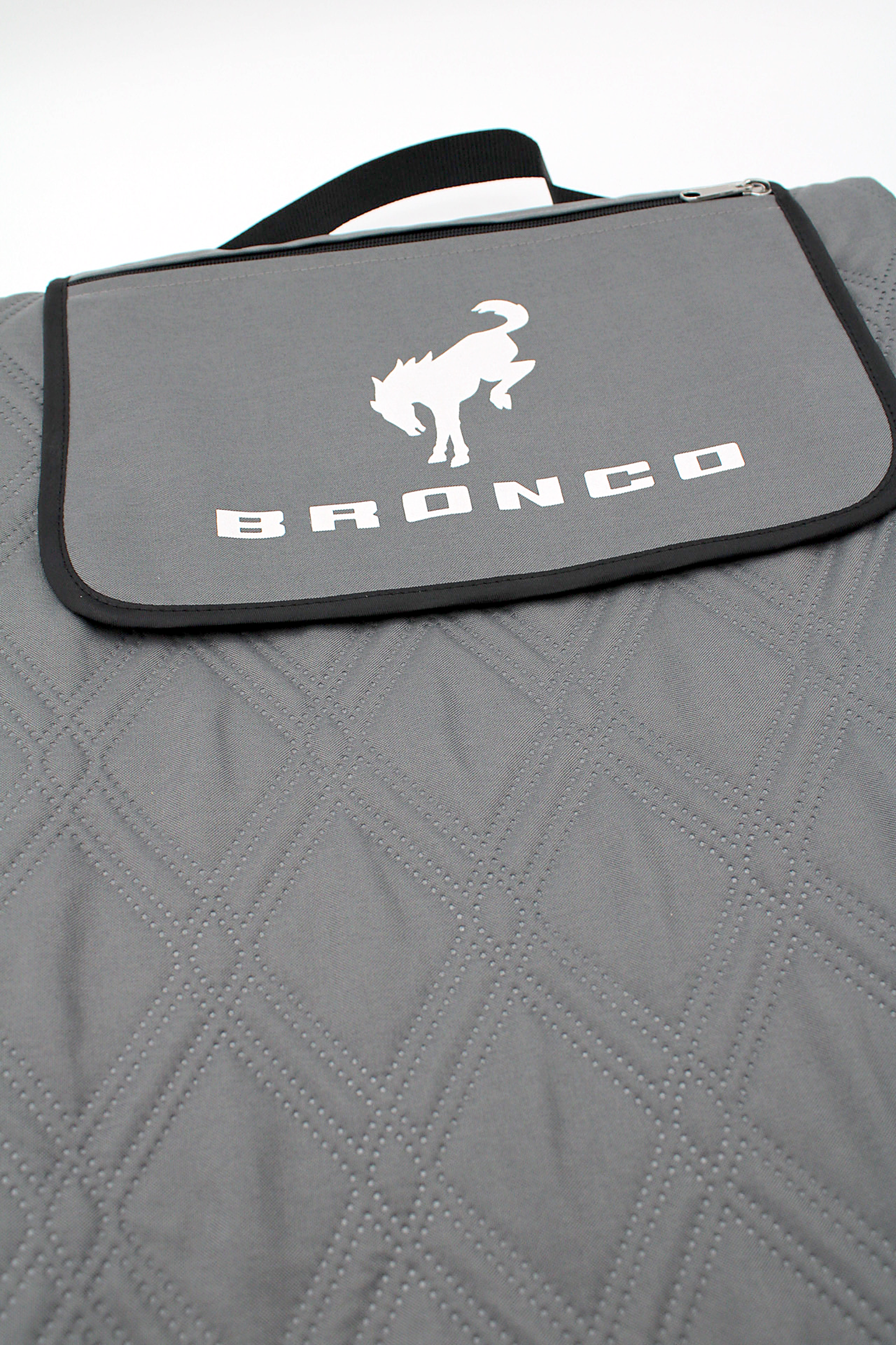 MoTLEY Industries - Bronco 72 In x 60 In Woven Water-Resistant Utility Blanket