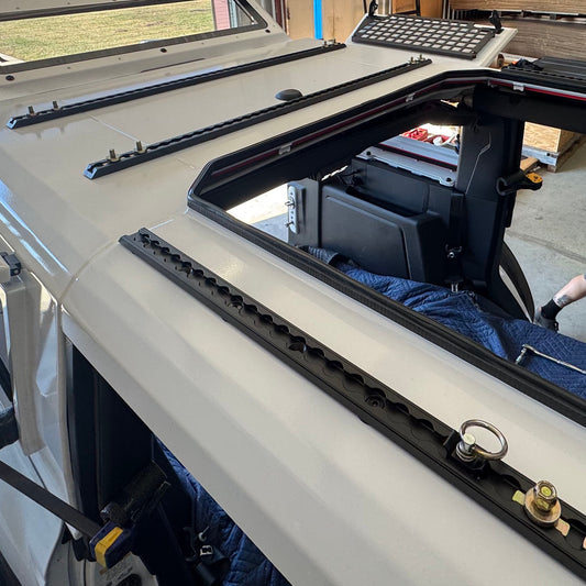 Hardtop L Track Accessory Mounting System